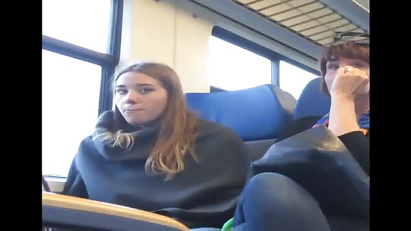 Сензуален чин на лижење пичка помеѓу лезбејката Изабела Кристин и нејзината солена девојка